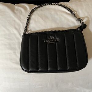 Coach Nolita 19